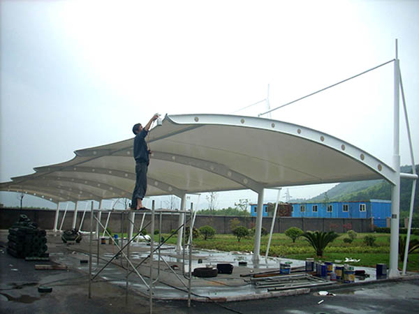 屏邊膜結構停車棚【雨棚遮陽棚生產(chǎn)安裝】